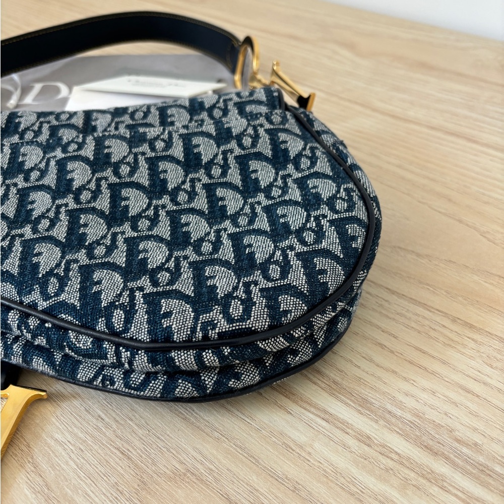Dior Trotter Saddle Bag - Picture 9 of 11